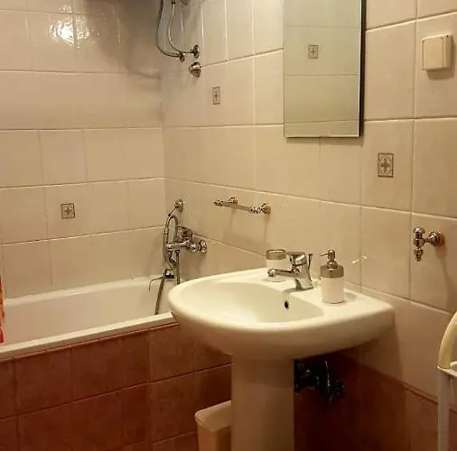 Maria Mare * Ρόβινι