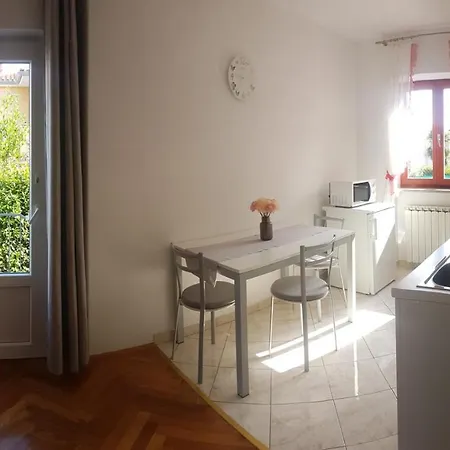 Apartment Maria Mare *