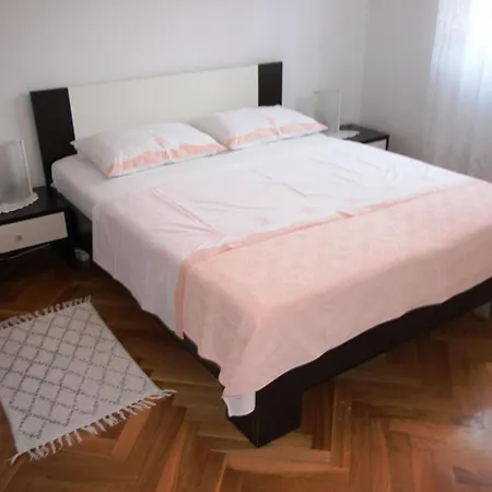 Apartment Maria Mare *